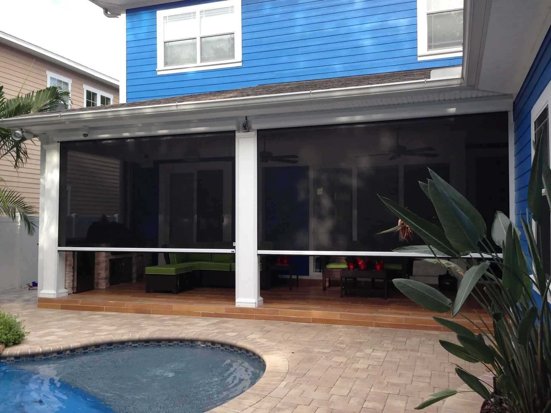 Motorized screen installed by Kool Covers