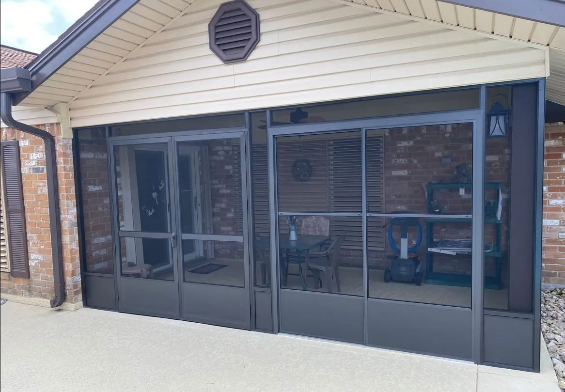Screen room enclosure installed by Kool Covers